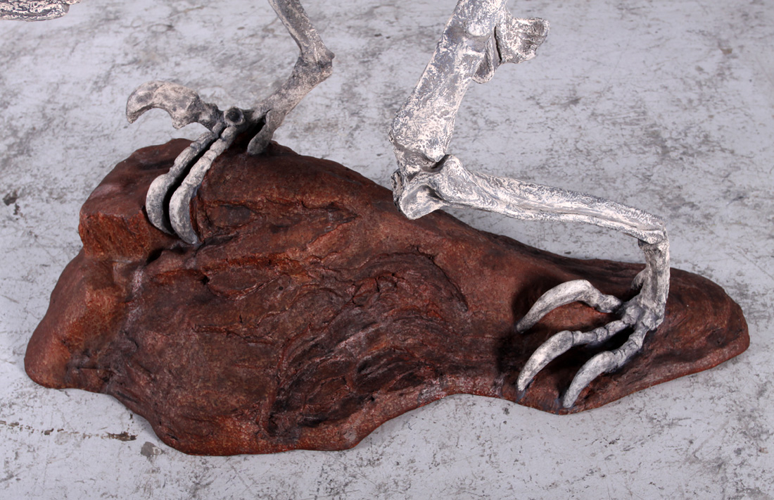 140026 Deinonychus Skeleton