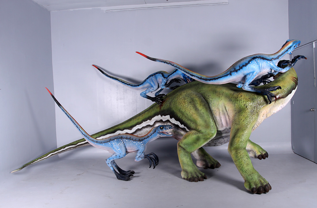 140074 Tenontosaurus under Attack